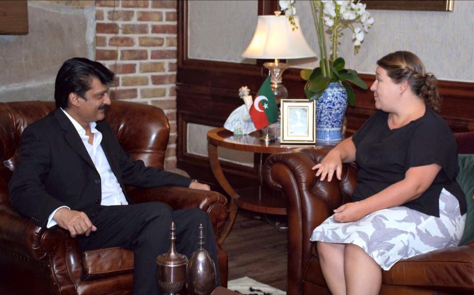 Dr Shahzad Waseem meet Ms Jude Maxworthy PC of British HC