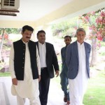 Dr Shahzad Waseem with Chairman PTI Imran Khan and party leaders at bani gala